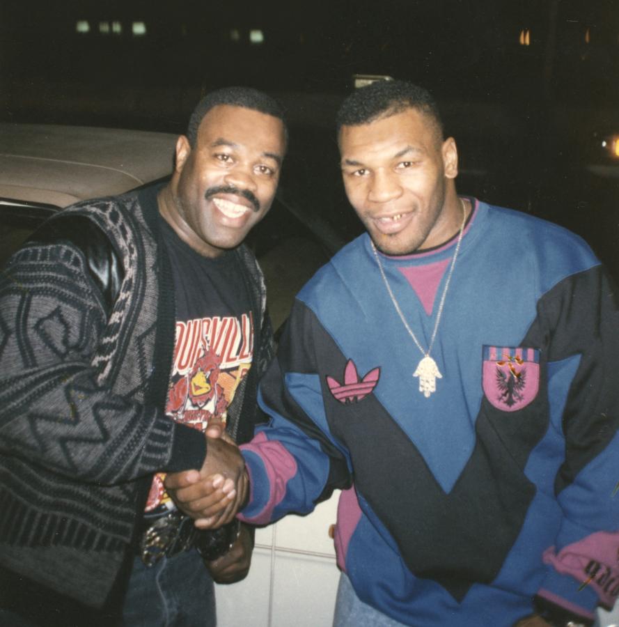 Click image for larger version

Name:	Mike_&amp;_AJ2.jpg
Views:	106
Size:	77.0 KB
ID:	5142